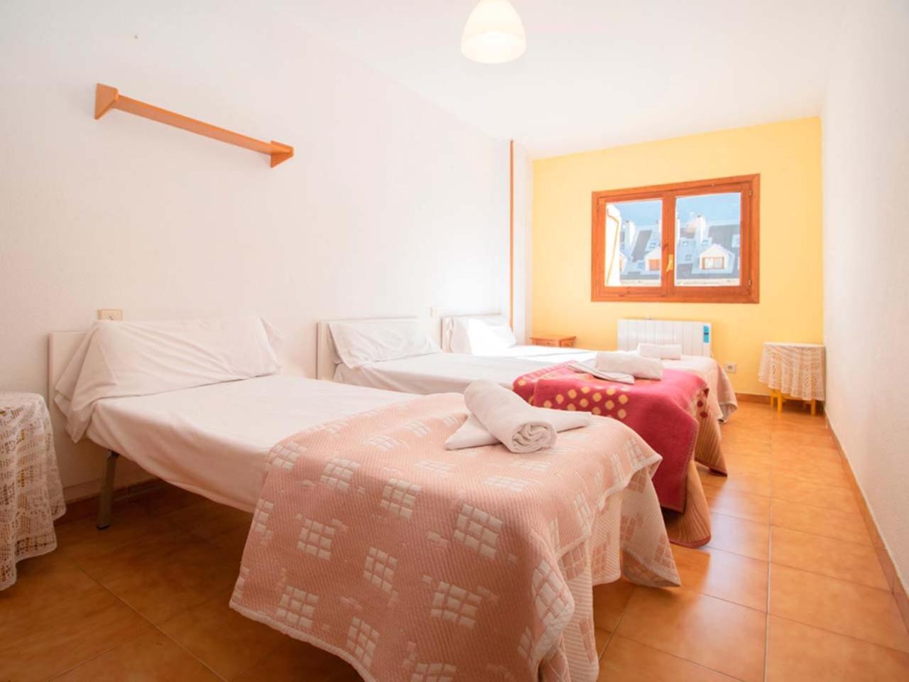Apartamentos Villanua 3000 Екстериор снимка