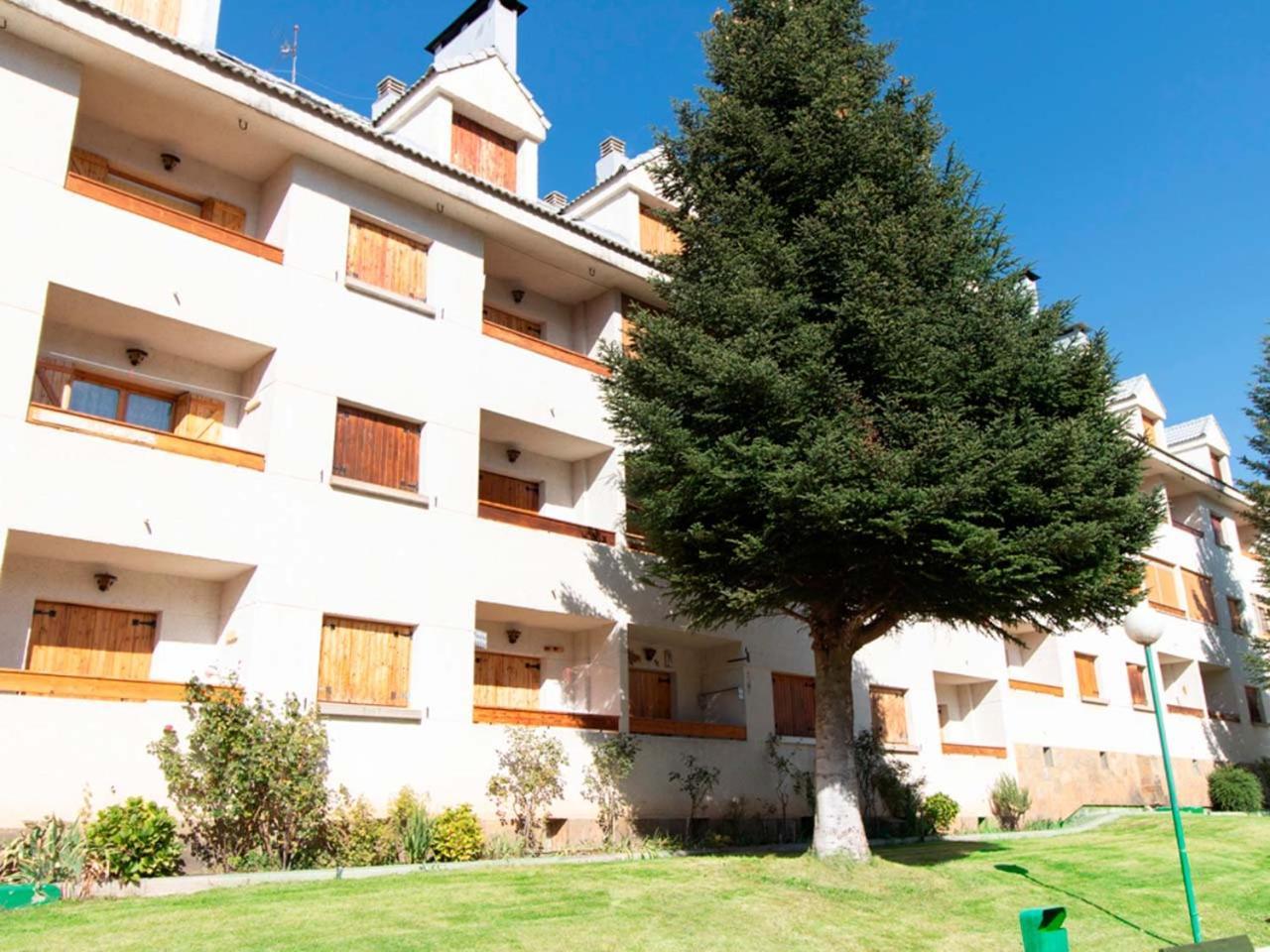 Apartamentos Villanua 3000 Екстериор снимка